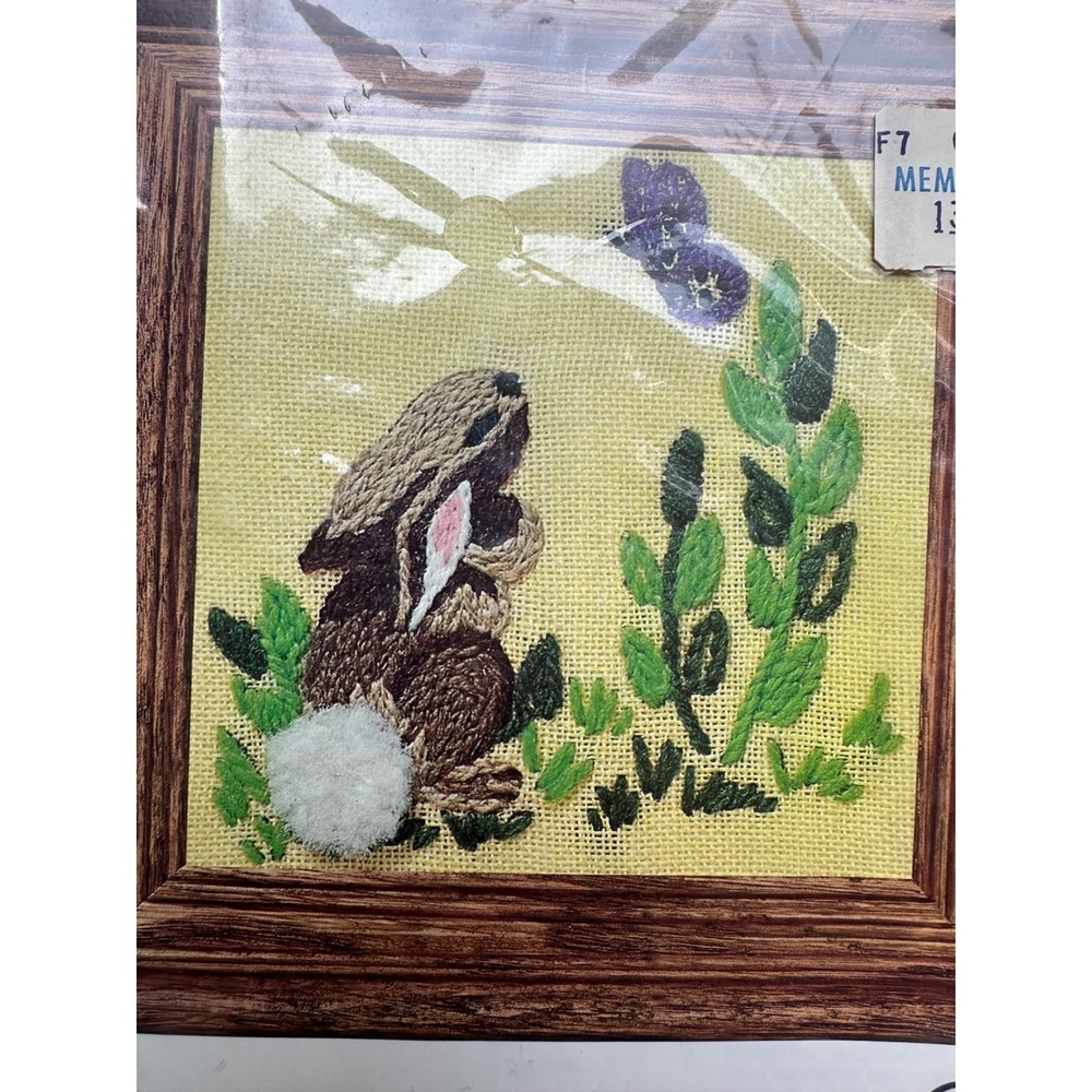 WonderArt Fascination Vintage Bunny Rabbit Embroidery Kit 6009‎ 5x5 Stitchery